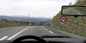 panneau-limitation-de-vitesse-