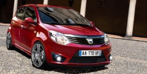 Nouvelle citadine Dacia 5000 euros rouge