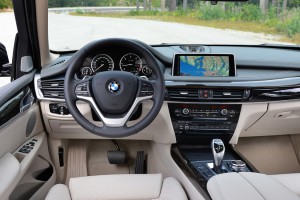 volant et tableau bord BMW X5 2013