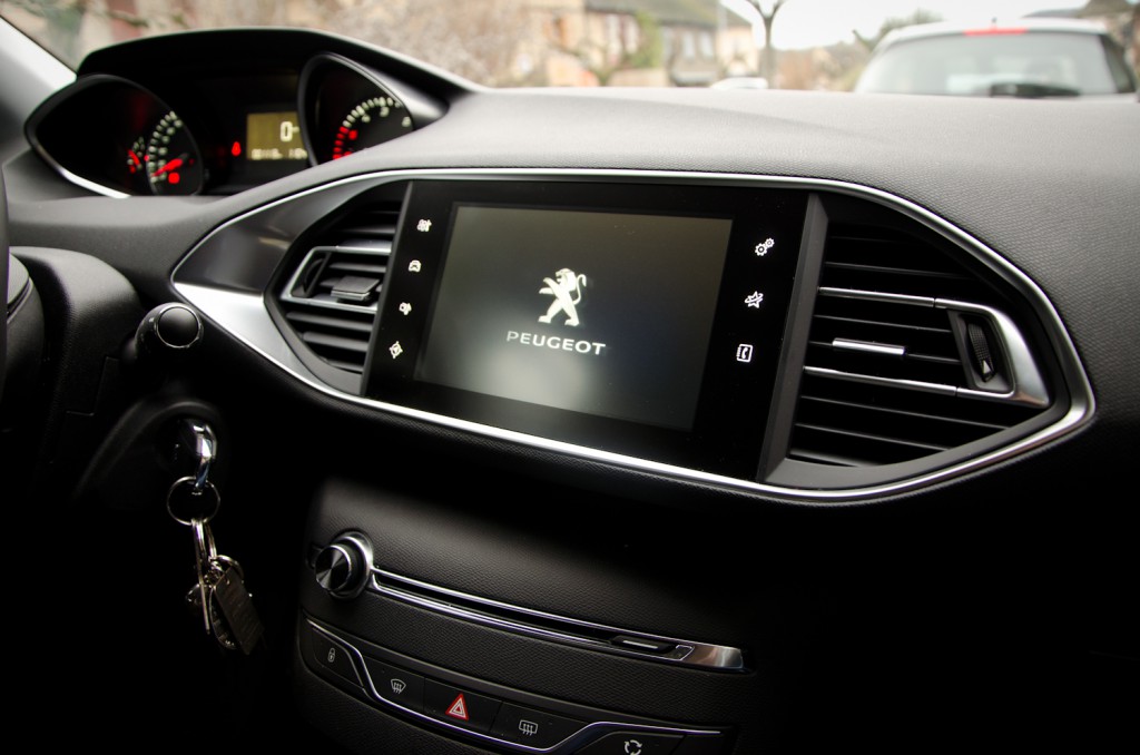 nouvelle peugeot 308 ordinateur de bord Blog Auto Sélection = Le condensé d