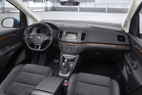 Nouveau Volkswagen Sharan 2015 habitacle cockpit