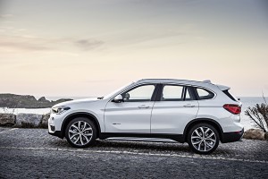 BMW X1 2015 profil