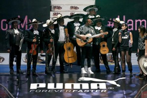 grand prix mexique mercedes hamilton guitare
