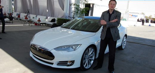 Elon Musk et Tesla S